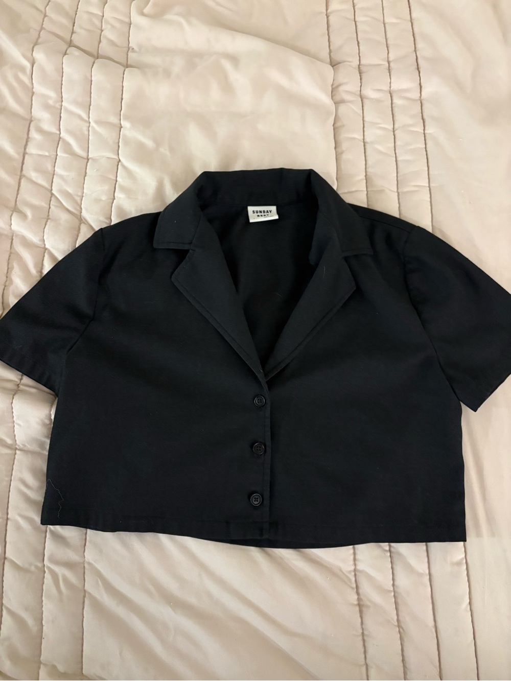 Aritzia Black Cropped Short-Sleeve Blazer-Style Top